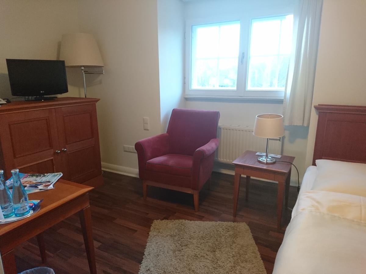 Hotel Vierseithof Luckenwalde Extérieur photo