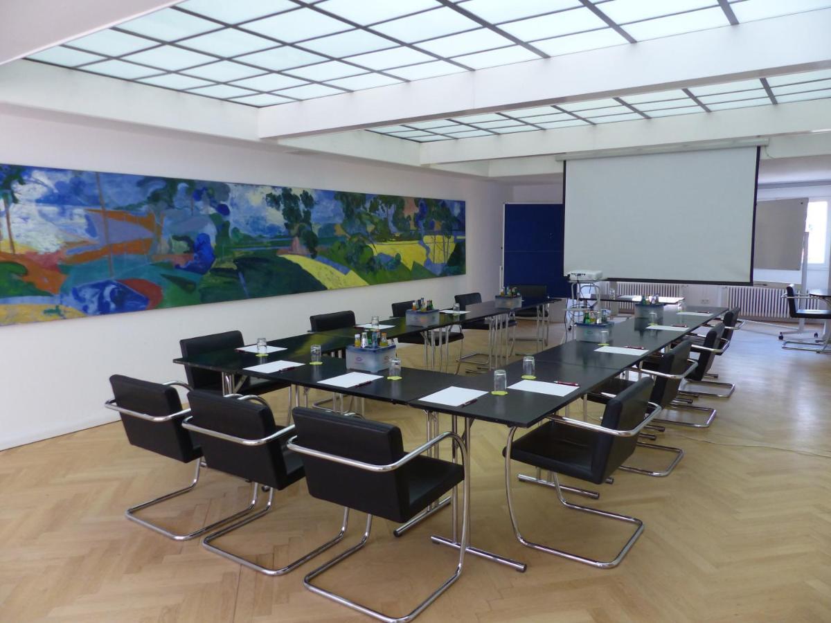 Hotel Vierseithof Luckenwalde Extérieur photo